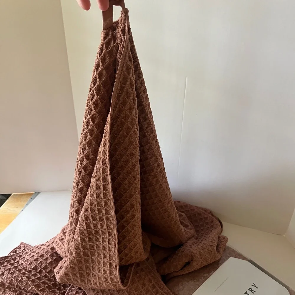 Geometry Waffle Bath Towel Dusty Rose Brown Geoweave Recycled 31x57